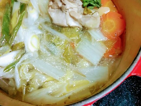 白菜と骨付き鶏のヘルシー鍋